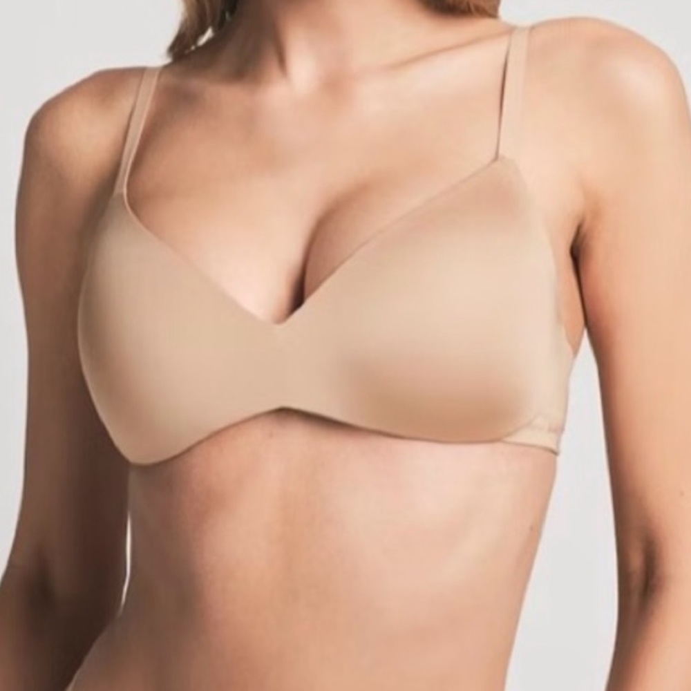 Skims‎ Wireless Form T-Shirt Bra